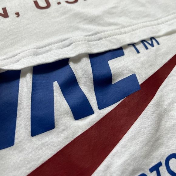 Nike Sportswear Icon Clash Logo Top Medium DB3849-100 Short Crop Tee T Shirt - Picture 5 of 9